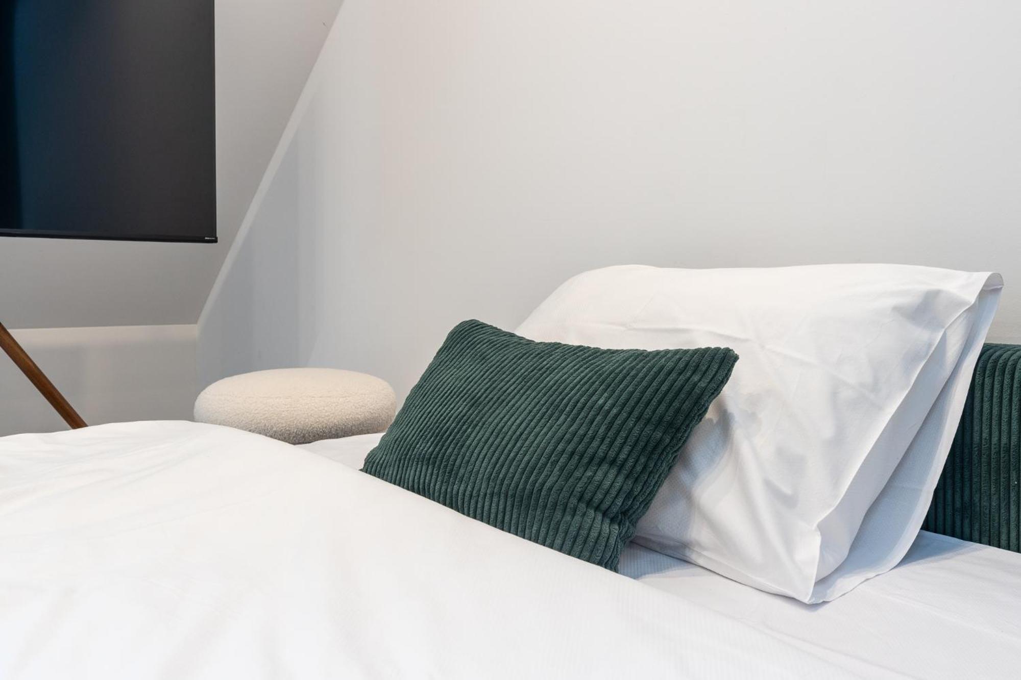 ميونيخ Kalm Stay - A Design Aparthotel الغرفة الصورة